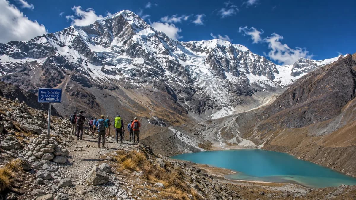 El Salkantay Trek: Naturaleza salvaje y paisajes glaciares